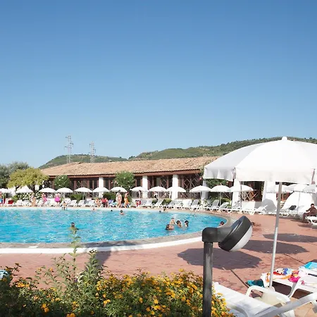 Hotel Club Valtur Porto Ada 4*