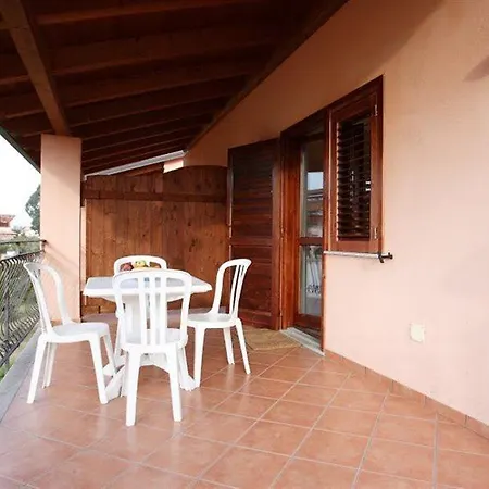 Th Calabro - Porto Ada Village 4* פיצו