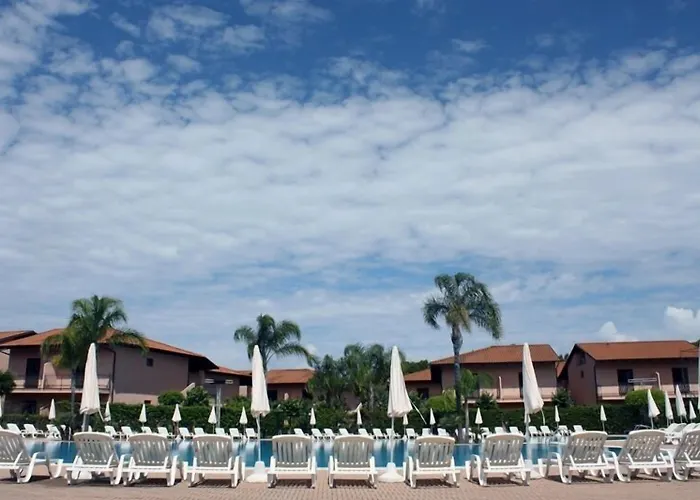 Th Calabro - Porto Ada Village