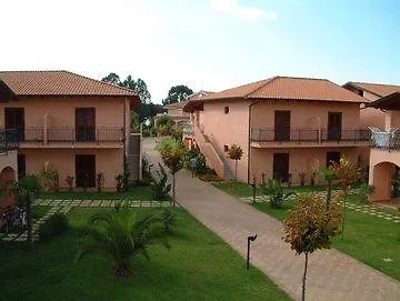 Th Calabro - Porto Ada Village